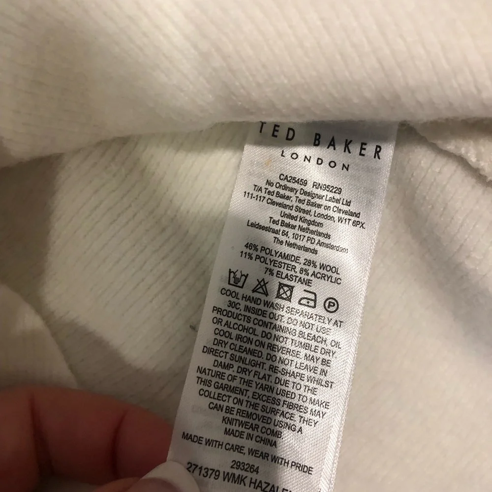 Ted Baker Fitted Lillyyy Knit Sweater Crew Neck Peplum Ivory Sz 2 (US 6) new - Picture 6 of 7